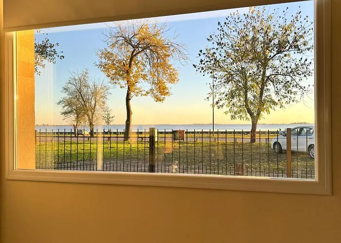 Casa Laguna De Gomez, Con Increible Vista A La Laguna-